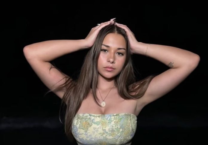  Lil Tay, estrella de OnlyFans,