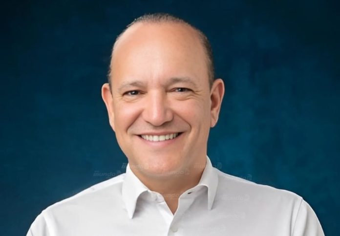 Rodríguez destacó que estas obras forman parte del compromiso de su gestión con el desarrollo de los barrios de Santiago, priorizando tanto los espacios comunitarios como las vías de acceso.