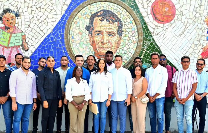 La Secretaría de la Juventud del Partido de la Liberación Dominicana anunció que mañana miércoles 14 de agosto depositará ante el bloque de diputados del PLD un anteproyecto de ley elaborado por jóvenes y técnicos de esta secretaría titulado “MiPymes Joven”.