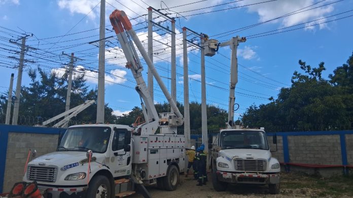 Edeeste inicia trabajos en la Jacobo Majluta con suspensión del servicio hasta el jueves