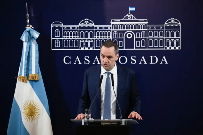Milei agradeció en X a Trump y a Bessent por «el apoyo incondicional al pueblo argentino».