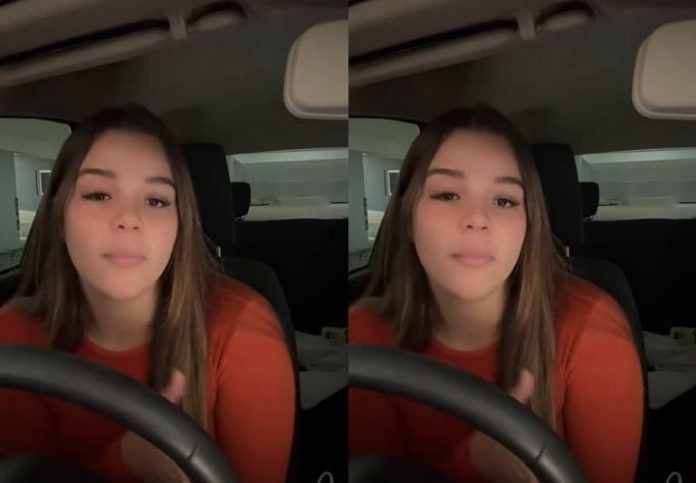 Según Ashley, el policía decidió no aplicarle la multa, destacando que ella fue “demasiado humilde” y se comportó de manera respetuosa.
