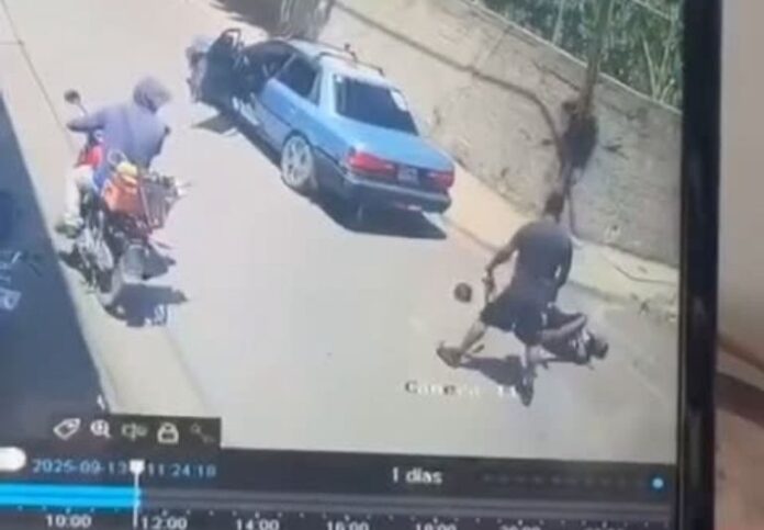 Según el relato de Sánchez, la confrontación comenzó cuando el chofer de la margarita, identificado como Franeli Polanco, lo impactó con el vehículo en el que se desplazaba.
