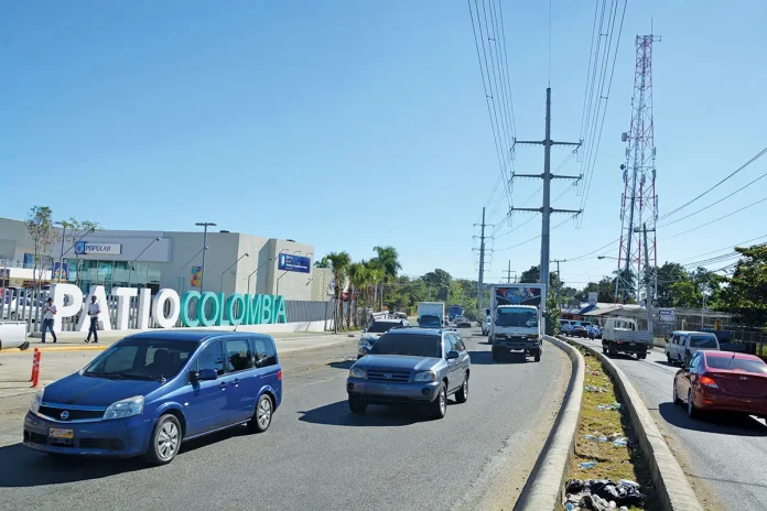 Los ciudadanos instaron a la Policía Nacional a aumentar la presencia de unidades en la avenida y garantizar la seguridad de quienes transitan y trabajan en la zona.