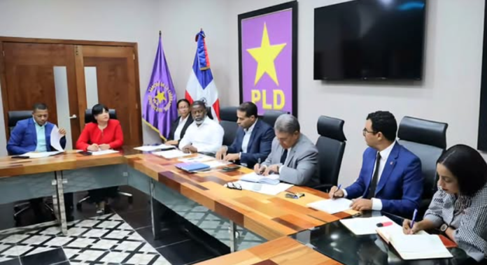 Secretaría Jurídica del PLD pasa balance y anuncia proyectos de formación