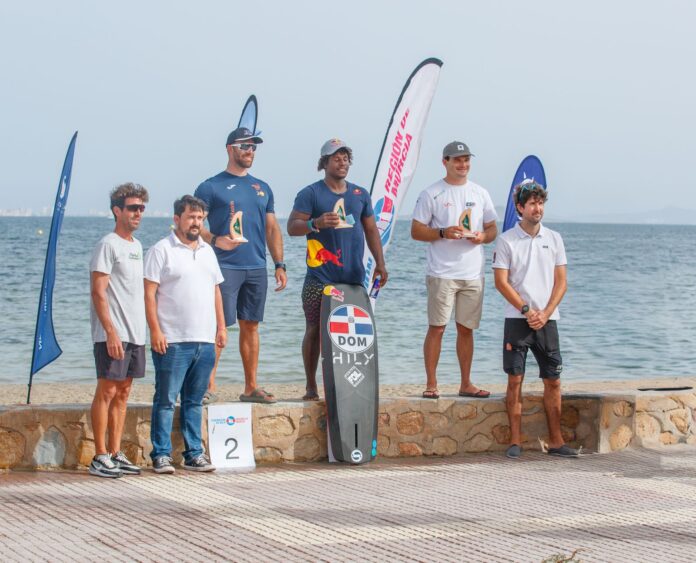 Con un desempeño sólido y consistente, el dominicano logró posicionarse en lo más alto del podio, llevando el título a su natal República Dominicana.