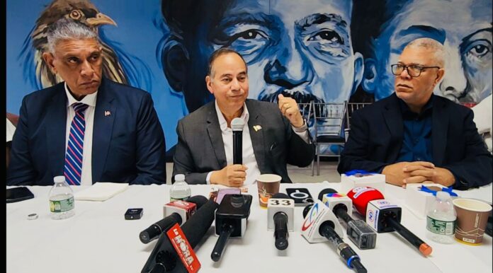 Uno de los temas centrales abordados fue el apoyo a las pensiones de los periodistas, tanto en la República Dominicana como en la diáspora. Caminero afirmó que se trata de una lucha que siempre ha defendido como gremialista: