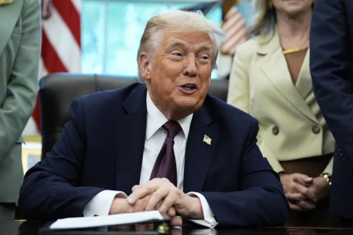 Trump presentará demanda por difamación de US$15.000 millones contra The New York Times