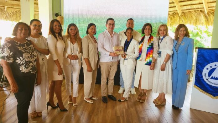 PARLACEN inaugura en Samaná el V Foro de Mujeres Municipalistas