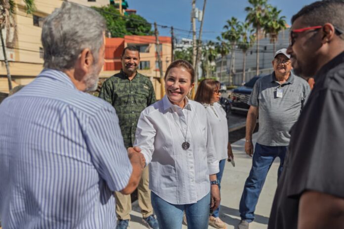 Carolina inspecciona los trabajos que desarrolla la Alcaldía en la ciudad