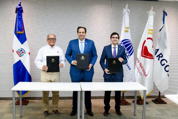 Ministerio de Salud y Cementos Argos firman acuerdo para promover donación de sangre