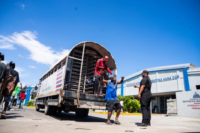 Migración mantiene firmes interdicciones para imponer legalidad en la inmigración