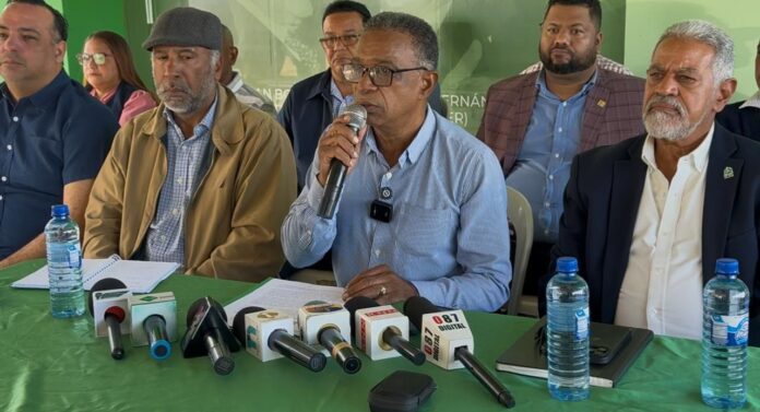 El dirigente agregó que la aplicación de la Resolución 01-2025, que traza lineamientos para eliminar la institución sin previa consulta a los beneficiarios, ha provocado protestas en distintas zonas rurales.