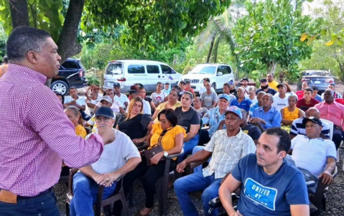 Yván Lorenzo asume enlace del PLD en la provincia Duarte y llama al fortalecimiento rumbo al 2028