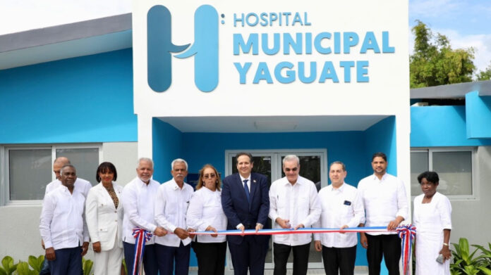 Abinader entrega remozamiento y nueva emergencia del Hospital Municipal de Yaguate , San Cristóbal