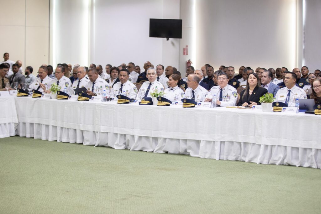 Raquel Peña encabeza en Santiago la reunión 114 del Plan de Seguridad Ciudadana