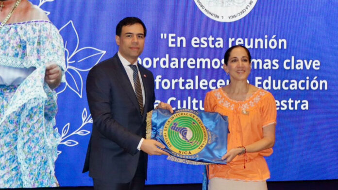 Reafirmó, además, el compromiso del país con la salvaguarda del patrimonio vivo, el fortalecimiento de la identidad, la memoria histórica y la cohesión social.
