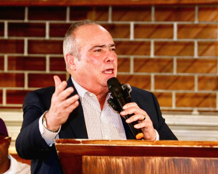 Mariotti aseguró que contra Castillo fue instrumentado un expediente sin suficiente sustento probatorio y que el objetivo de diversos sectores era destruir políticamente al PLD y reducir su influencia en la vida nacional.