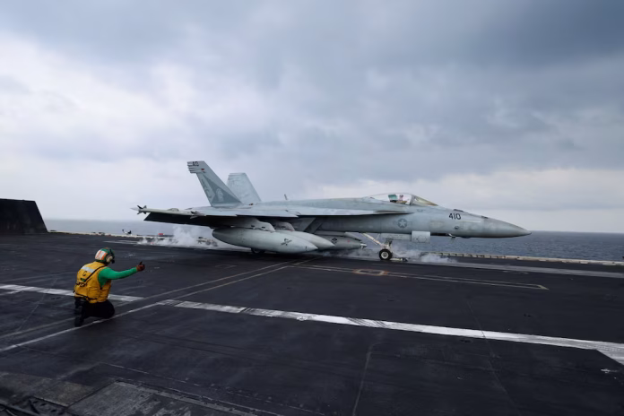Cuatro aviones militares de EE. UU. sobrevuelan zonas cercanas a la costa venezolana