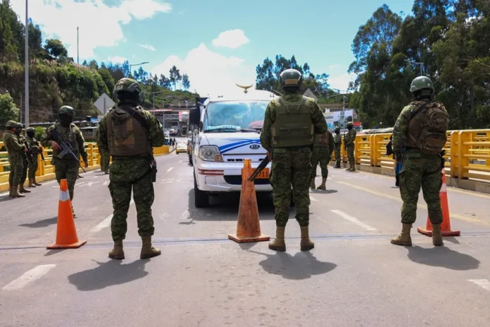Ecuador justifica el cierre parcial de fronteras como medida contra el crimen organizado