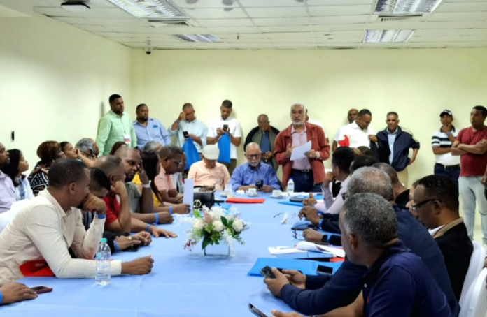Corriente Eugenio María de Hostos participa en Pleno Nacional de Dirigentes de ADP
