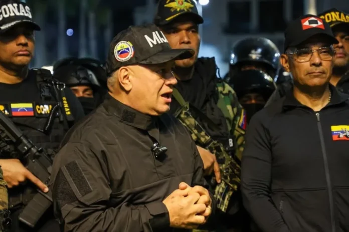 Diosdado Cabello asegura que la Policía venezolana mantiene unidad tras el ataque de EE. UU.