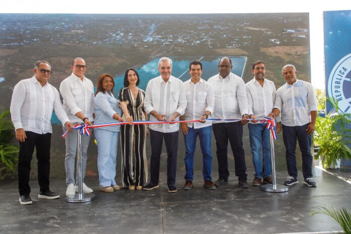 Inauguran planta de tratamiento y mejoran acueductos en Las Matas de Farfán