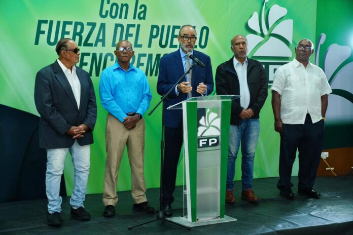 La denuncia está contenida en el balance agropecuario 2025, presentado en rueda de prensa por Héctor Acosta, en representación del Subgabinete Agropecuario y la Secretaría de Asuntos Agropecuarios de la organización política.