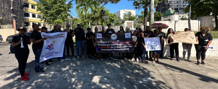Colectivo Ciudadano denuncia exclusión de 1,800 maestros de Evaluación de Desempeño Docente