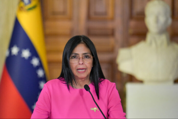 Trump levanta sanciones a Delcy Rodríguez y la elimina de la ‘Lista Clinton’