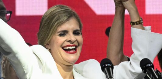 Laura Fernández gana las elecciones y se convierte en presidenta electa de Costa Rica