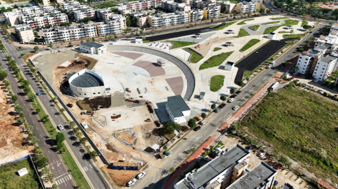 Con esta obra, Ciudad Juan Bosch fortalece su posicionamiento como referente de desarrollo urbano planificado, acceso a la cultura y creación de espacios públicos de calidad, en línea con la visión gubernamental de impulsar comunidades inclusivas y sostenibles.