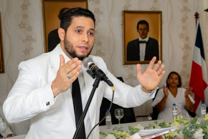 El Boulevard Turístico La Otra Banda permitirá una conexión directa con el distrito turístico Verón-Punta Cana y con la Autopista del Coral, una de las infraestructuras viales más importantes de la República Dominicana.