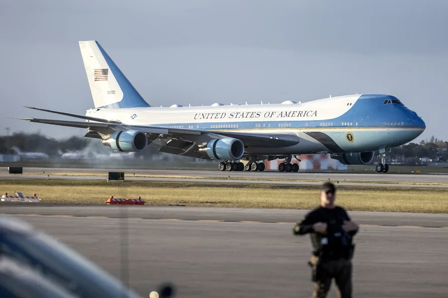 aeropuerto Palm Beach Trump 2