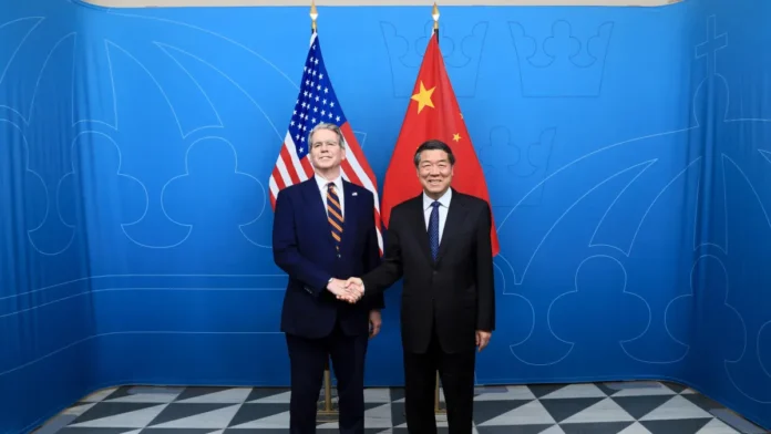 EE.UU. y China concluyen primer día de negociaciones comerciales y seguirán este lunes