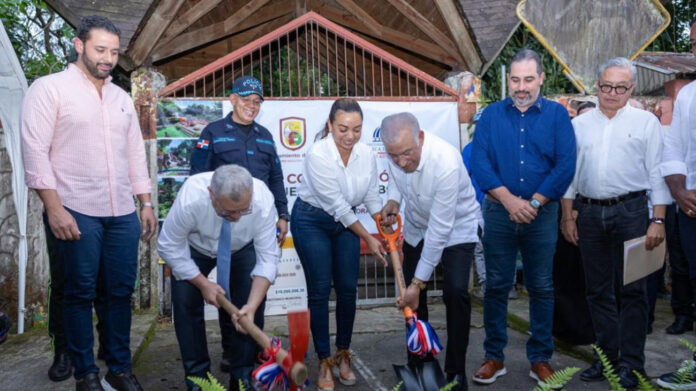 Gobierno inicia construcción del Parque Lineal ZooBotánico Municipal de Moca