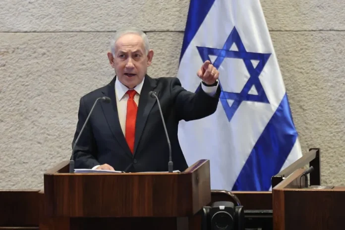 «Diré dos cosas. Primero, Israel actuó solo contra el complejo de gas. Segundo, el presidente Trump nos pidió que suspendiéramos futuros ataques y lo estamos haciendo», subrayó el mandatario israelí.