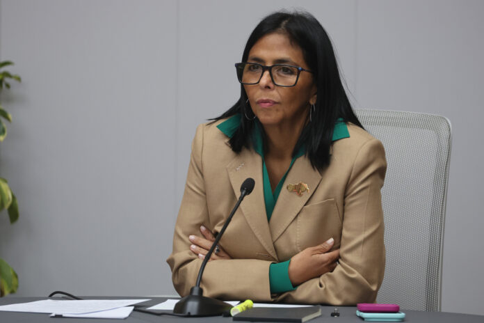 Delcy Rodríguez designa a nuevos militares y ratifica a otros en regiones de defensa