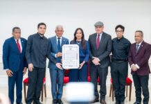 Senado rinde homenaje póstumo al cineasta René Fortunato por su legado histórico y cultural