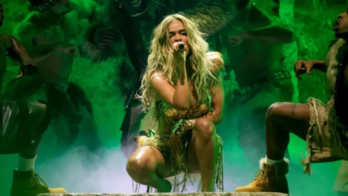 Karol G anuncia nueva gira tras histórico paso por Coachella