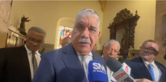 “Competencia desleal”: Miguel Vargas asegura Gobierno busca debilitar partidos de oposición “Competencia desleal”: Miguel Vargas asegura Gobierno busca debilitar partidos de oposición