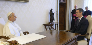Pedro Sánchez se reunió por primera vez con el papa León XIV en el Vaticano Pedro Sánchez se reunió por primera vez en el Vaticano con el papa León XIV