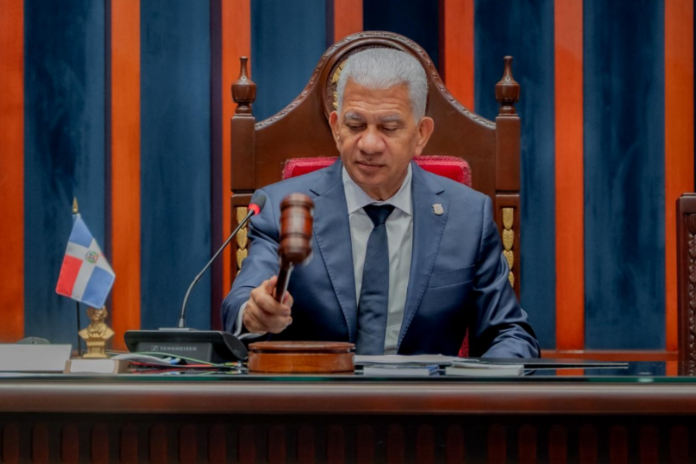 Senado aprueba reforma para reforzar transparencia del financiamiento político
