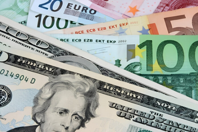 El Banco Central Europeo (BCE) fijó el tipo de cambio de referencia del euro en 1,1702 dólares.