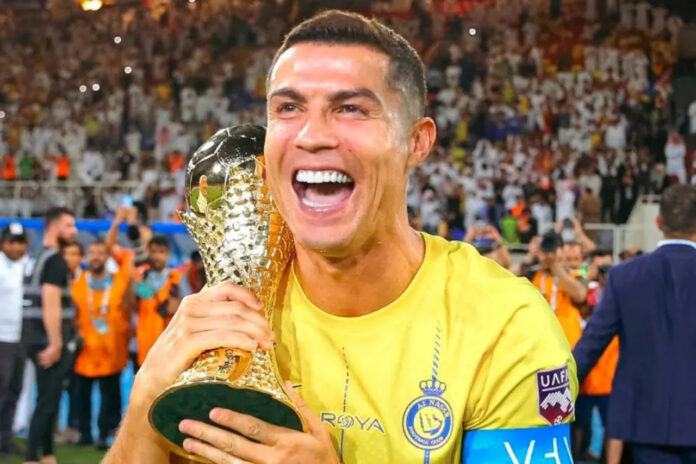 El ex jugador de Atlético y Barcelona, jugador con más asistencias (13) del campeonato, tuvo poco después el 2-0 con un chut cruzado que sacó el meta Kewin.