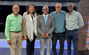 Panel “1974 y 1986: Época Dorada del Voleibol Dominicano” resalta legado histórico del deporte nacional Uno de los momentos más dinámicos del encuentro surgió al debatirse quién ha sido la mejor jugadora dominicana posterior a los Juegos Centroamericanos y del Caribe.