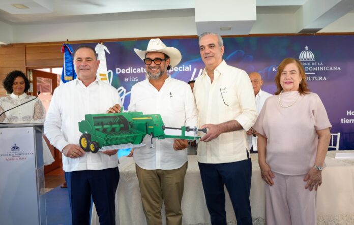 Abinader destaca fortaleza del campo dominicano y reafirma apoyo al sector agropecuario