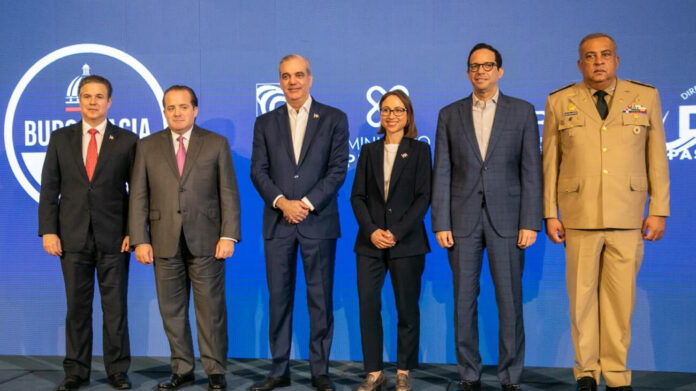 Gobierno lanza permiso de salida de menores digital; será gratis durante su primer mes de operación