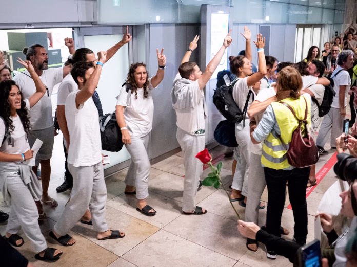 Disturbios y arrestos marcan llegada a España de activistas de la Flotilla Global Sumud