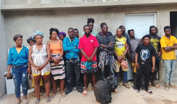 Ejército de RD detiene 54 haitianos irregulares y retiene motocicletas en Montecristi